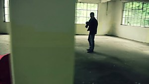 Czech beauty poses for the camera before a fucking