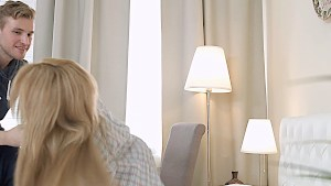 Slender teeny enjoys hot fuck