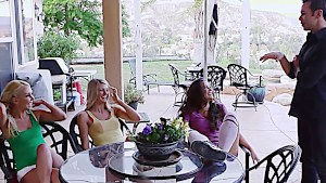 Three lovely ladies make his wet dreams come true