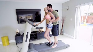 Intense workout for Vanessa Cage's thick ass