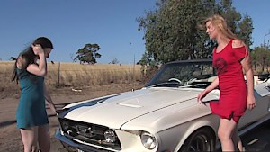 Hot outdoor lesbian sex