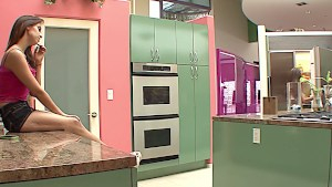 Gia's seducing another teen