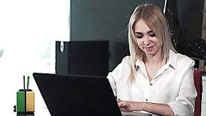 Hot junior law attorney Arteya fucks her way up the company