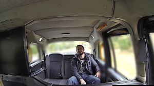 Cabbie whore does her best to get covered in spunk