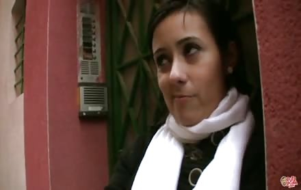 I like that my girlfriend provides me with enough amateur porn to live with