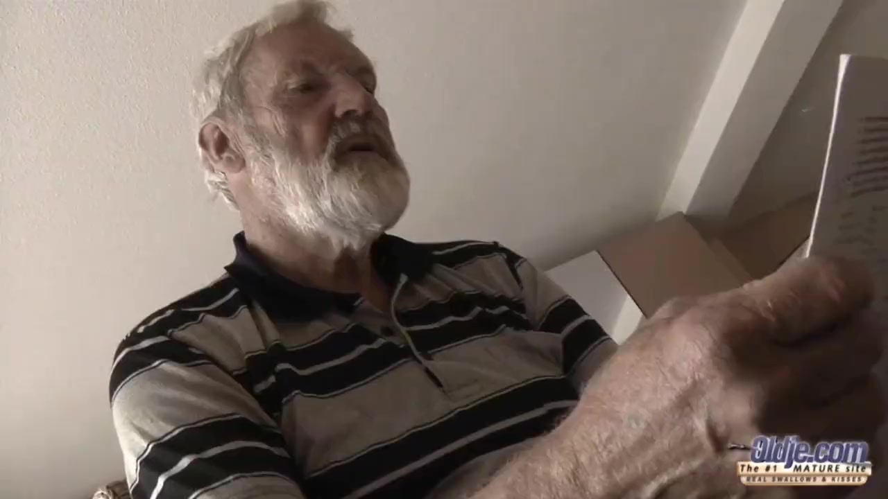 Old Young - Big Cock Grandpa Fucked by Teen she licks thick old man penis