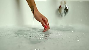 Chloe Amour sucks on Johnny Sins cock