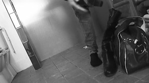 Aliz invites us to cum backstage