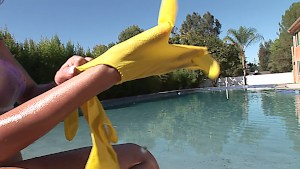 Katie got a spray bottle fetish