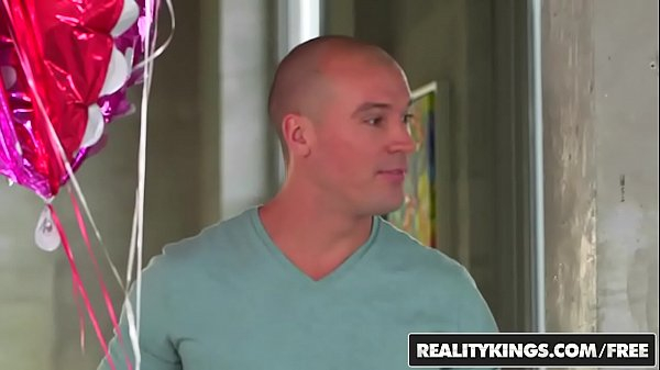 RealityKings - Moms Bang Teens - (Jamie Valentine) - Two Clits One Dick