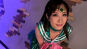 Cosplay girl gets to swallow a fat load