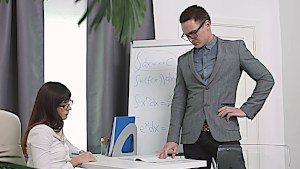 Nerdy teen slurping hard on her knees