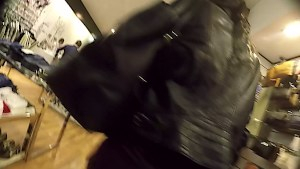 Spanish slut combines shopping with cock sucking