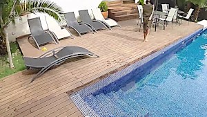 Round assed Lexi Dona rides hard dick