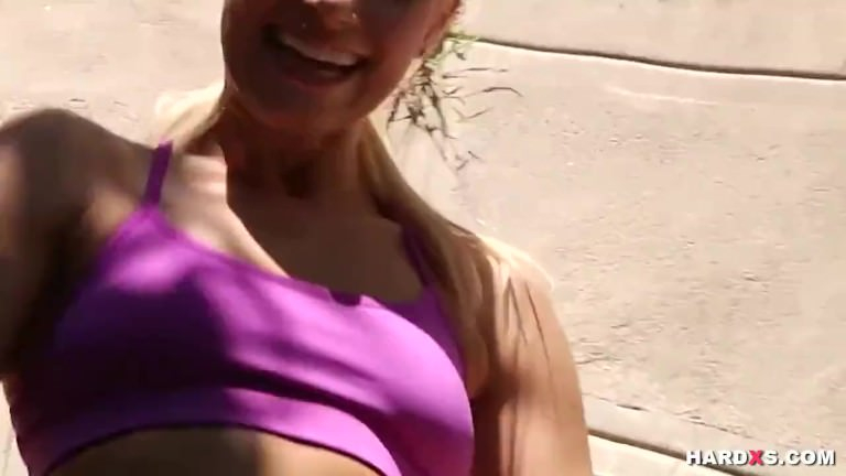 Нежный секс Anya Olsen