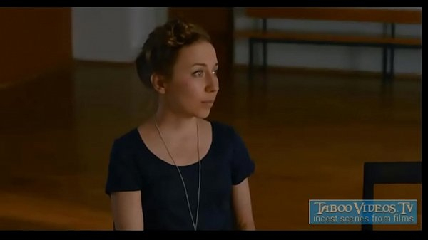 agnes_szalontai-Woodman piss