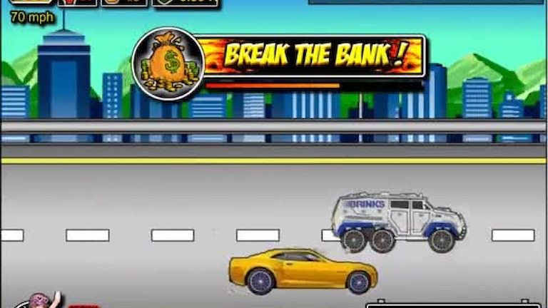 Неплохо управляется ногами