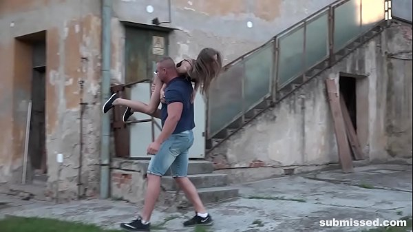 Молодец девушка (18 лет)