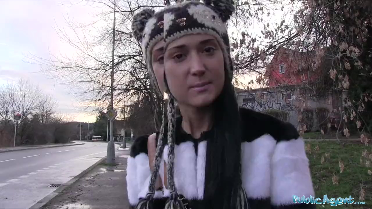 Young Babes Share And Suck Tutors Big Cockler04.wm