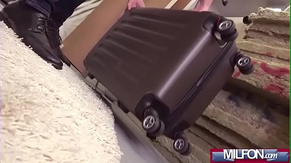 Солнечный пляж