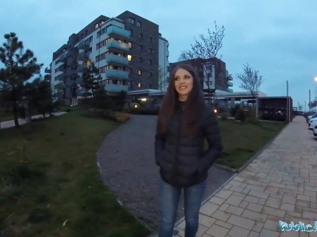 Lesbians from Europe love to lick and finger snatch