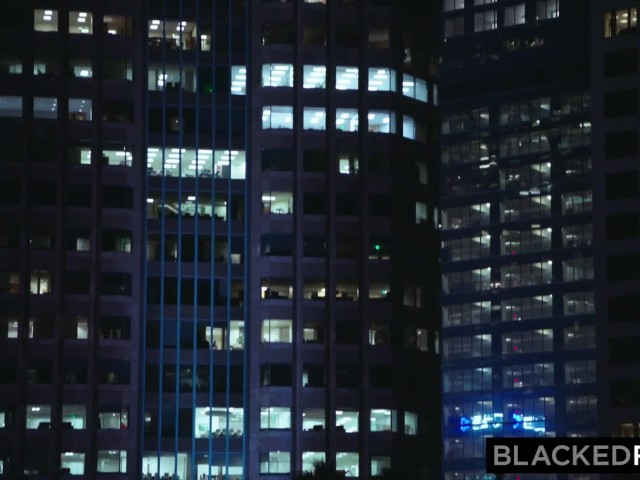 Giselle Leon - научил неопытную дочь