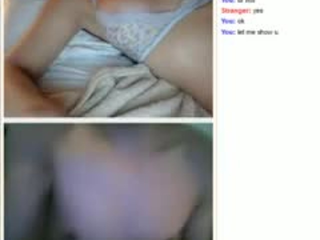 Голая пьяная девушка.